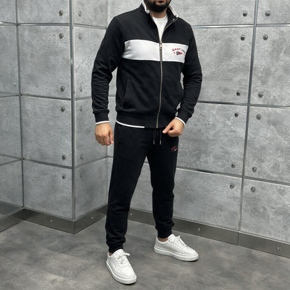G . a . n . t  Training Suit